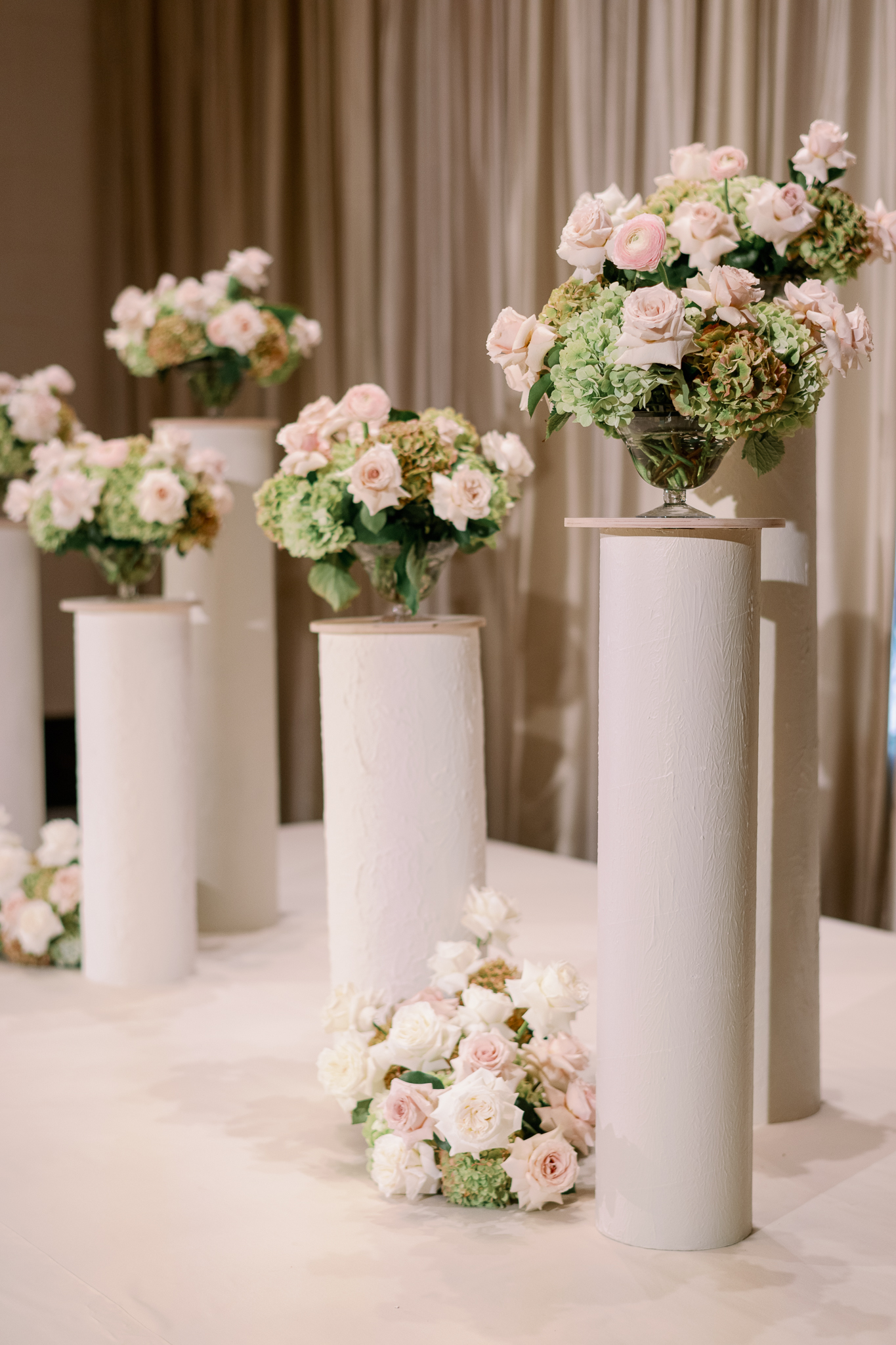 blush roses and ranunculus paired with antique and lime hydrangeas, wedding floral inspo, unique wedding florals