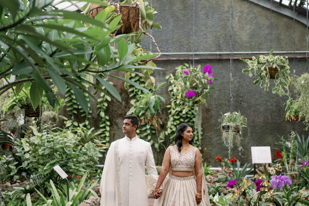 wedding photos taken at the lincoln park conservatory