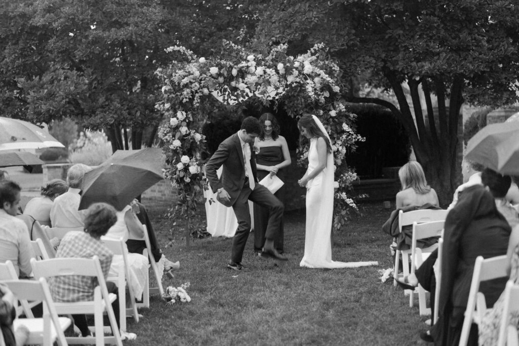 rainy day luxury wedding photos taken in chicago, illinois during a summer storm